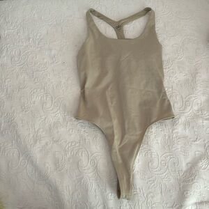 Alo sand color bodysuit size medium